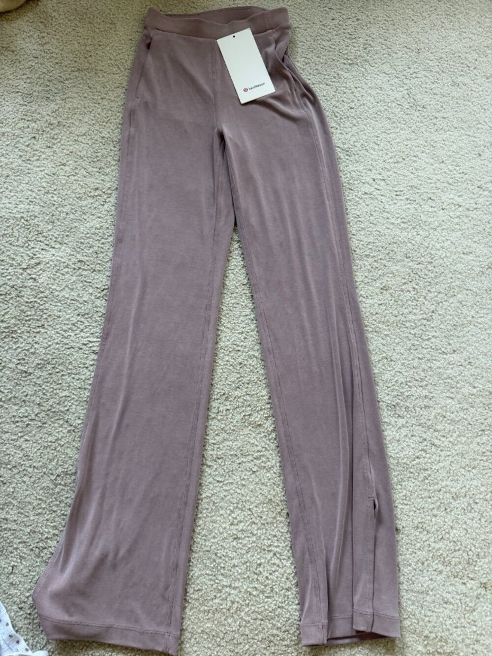 Lululemon Drapey Softstreme Flared Pant XXXS New With Tags Taupe